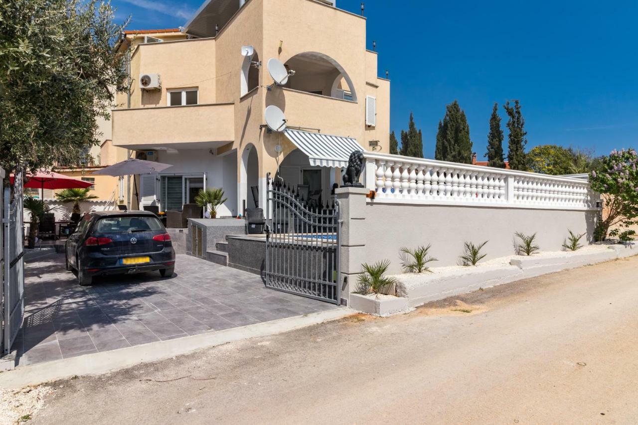 Andriano Medulin Exterior foto